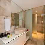 Darkmen 2 Hotell 3*