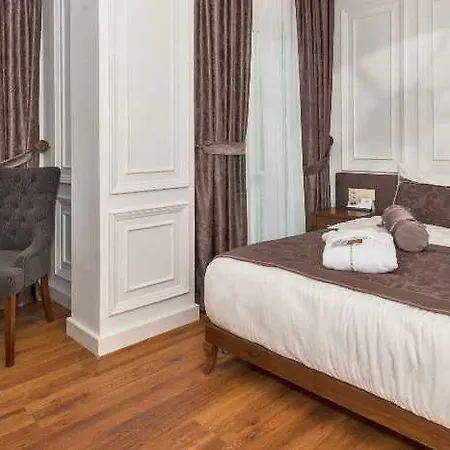 Darkmen 2 Hotel Istanbul