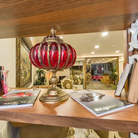 ダークメン ホテル2 ホテル 3*