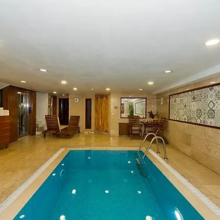 Darkmen 2 Hotel Istanbul