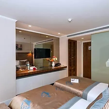 Hotel Darkmen 2 3*