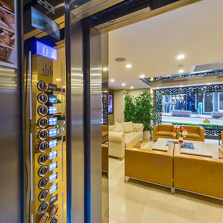 ダークメン ホテル2 3*