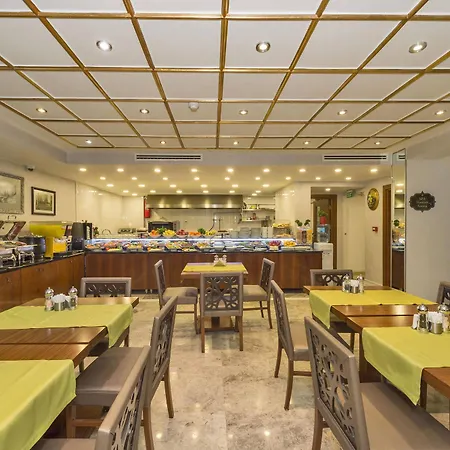 ホテル ダークメン ホテル2 3*